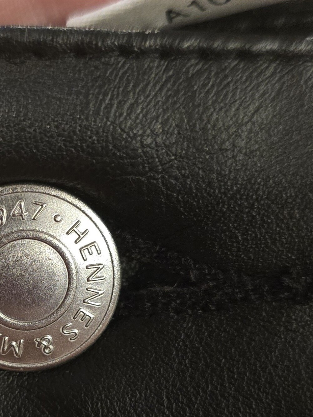 H&M Women's Coated Trousers Creating A Faux Leather Look. Very Soft. US Size 8 - Picture 11 of 12